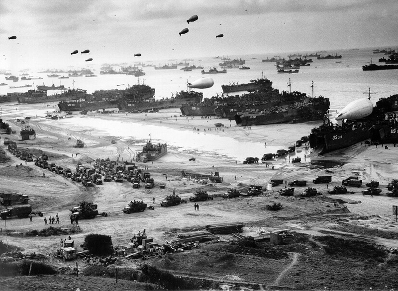 Illustration for article titled Beginning of the End: Scenes from the Allied Invasion of Europe